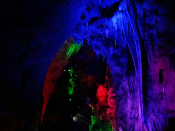 【我向两会提个问】建议促进贵州康旅融合发展